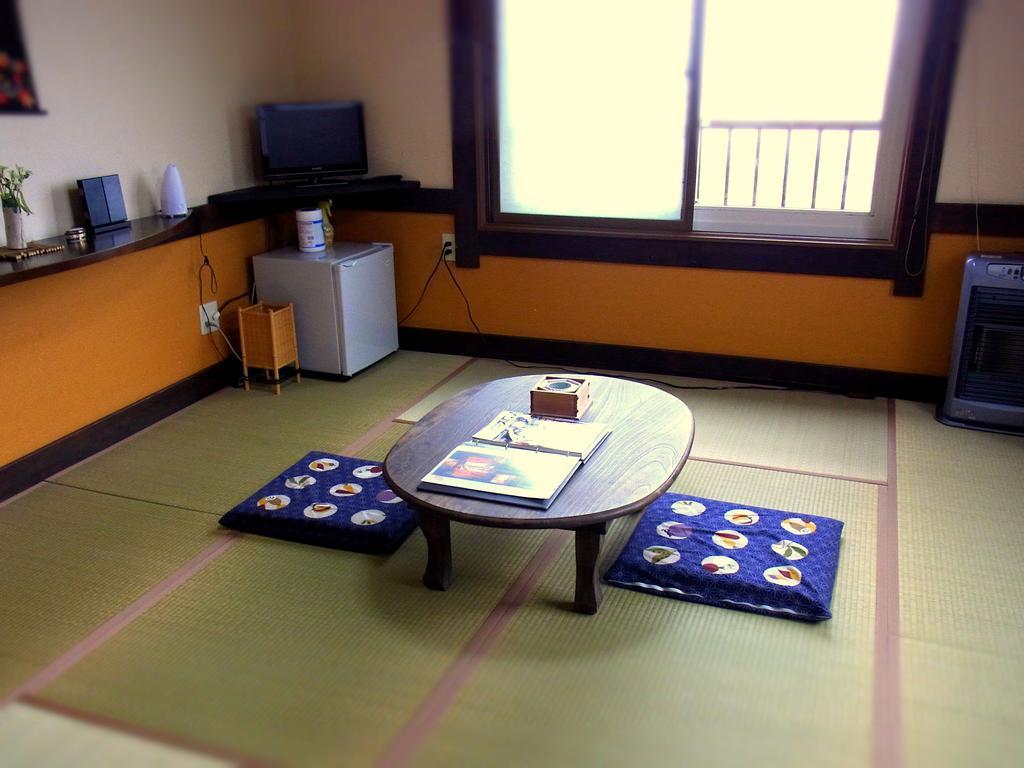 Nagomi No Yado Iida Hotell Shakotan Rum bild